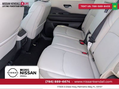 2026 Nissan Pathfinder SL