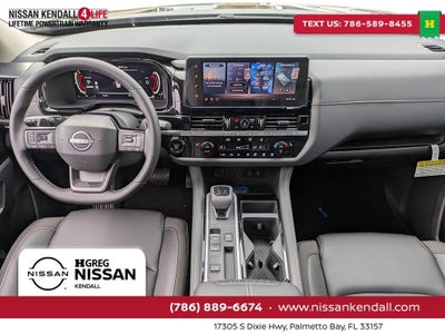 2026 Nissan Pathfinder SL