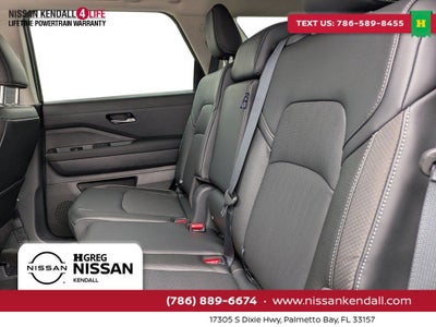 2026 Nissan Pathfinder SL