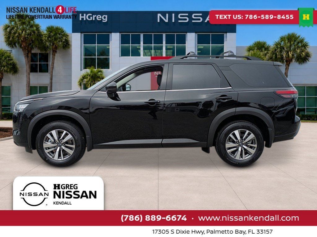 2026 Nissan Pathfinder SL
