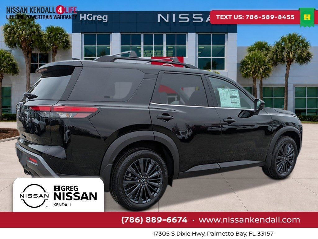 2026 Nissan Pathfinder SL