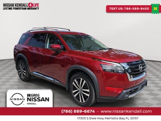 2023 Nissan Pathfinder Platinum