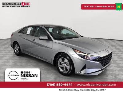 2022 Hyundai Elantra SE