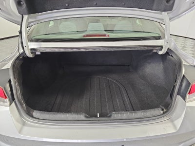 2022 Hyundai Elantra SE