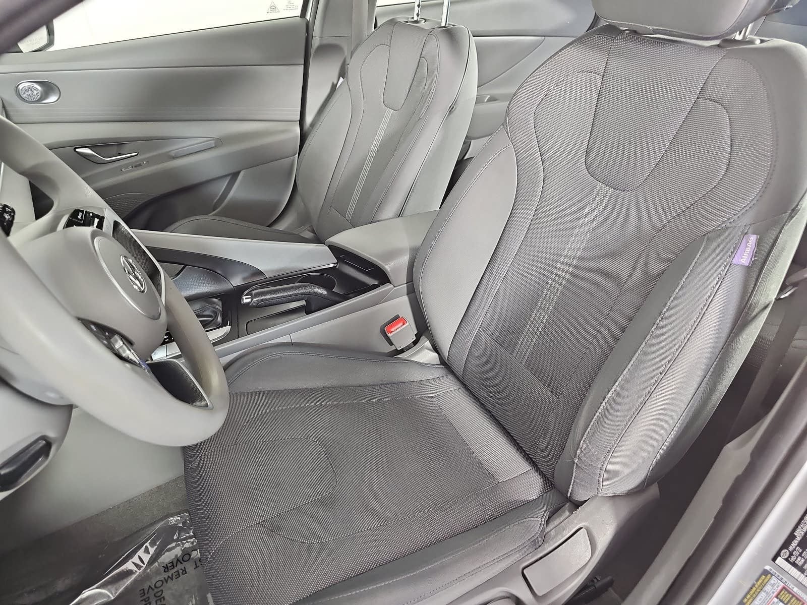 2022 Hyundai Elantra SE