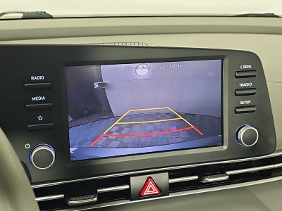 2022 Hyundai Elantra SE
