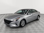 2022 Hyundai Elantra SE