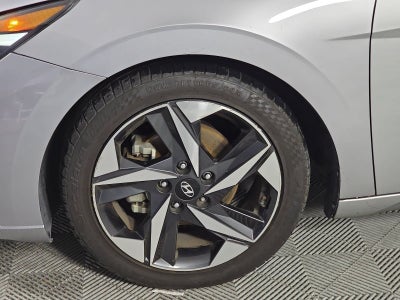 2022 Hyundai Elantra Limited