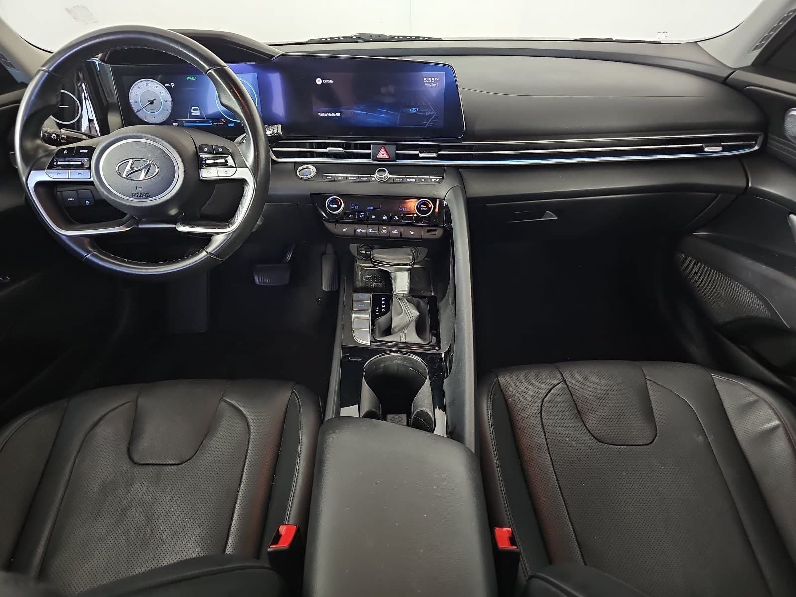 2022 Hyundai Elantra Limited