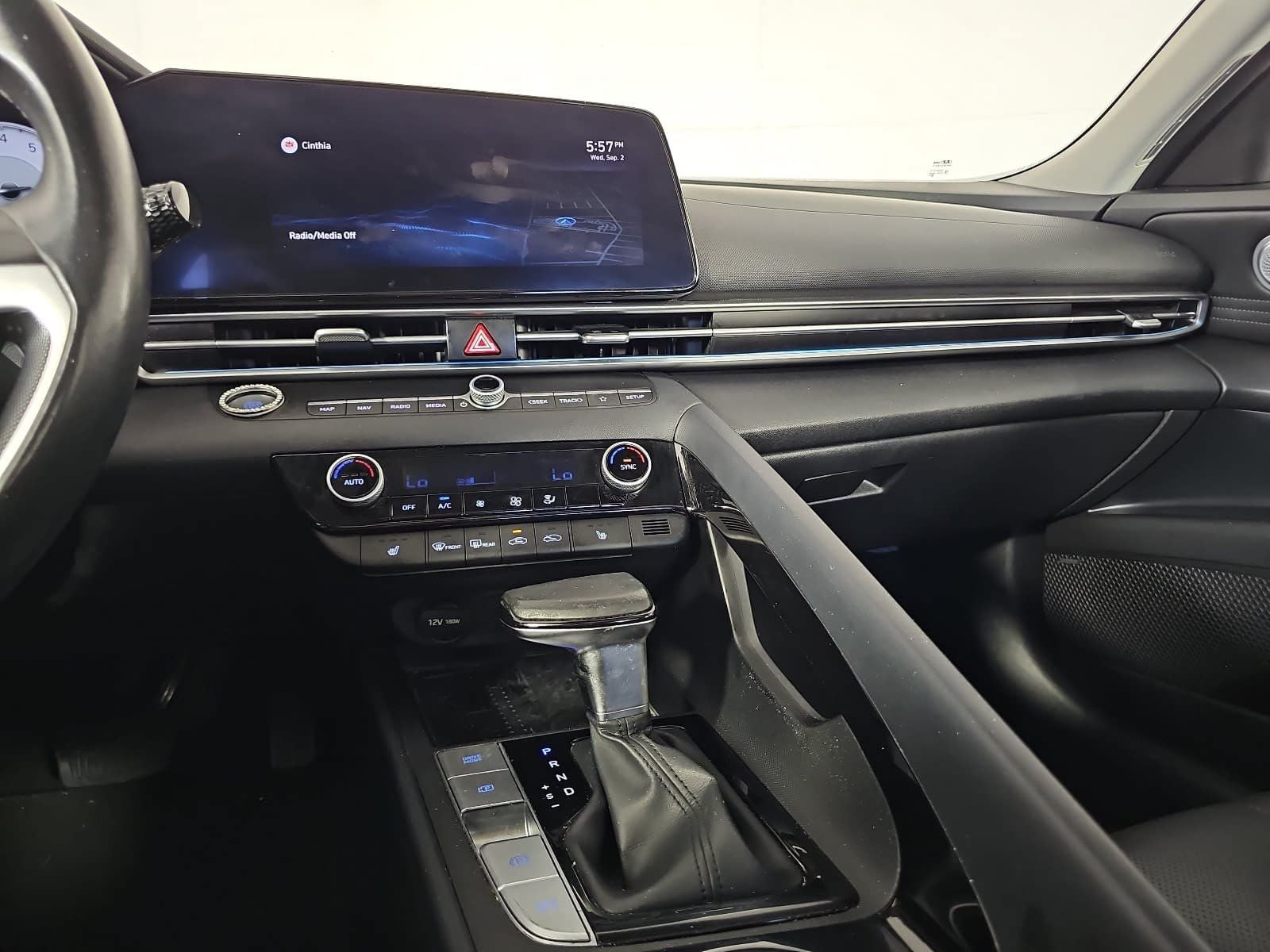 2022 Hyundai Elantra Limited