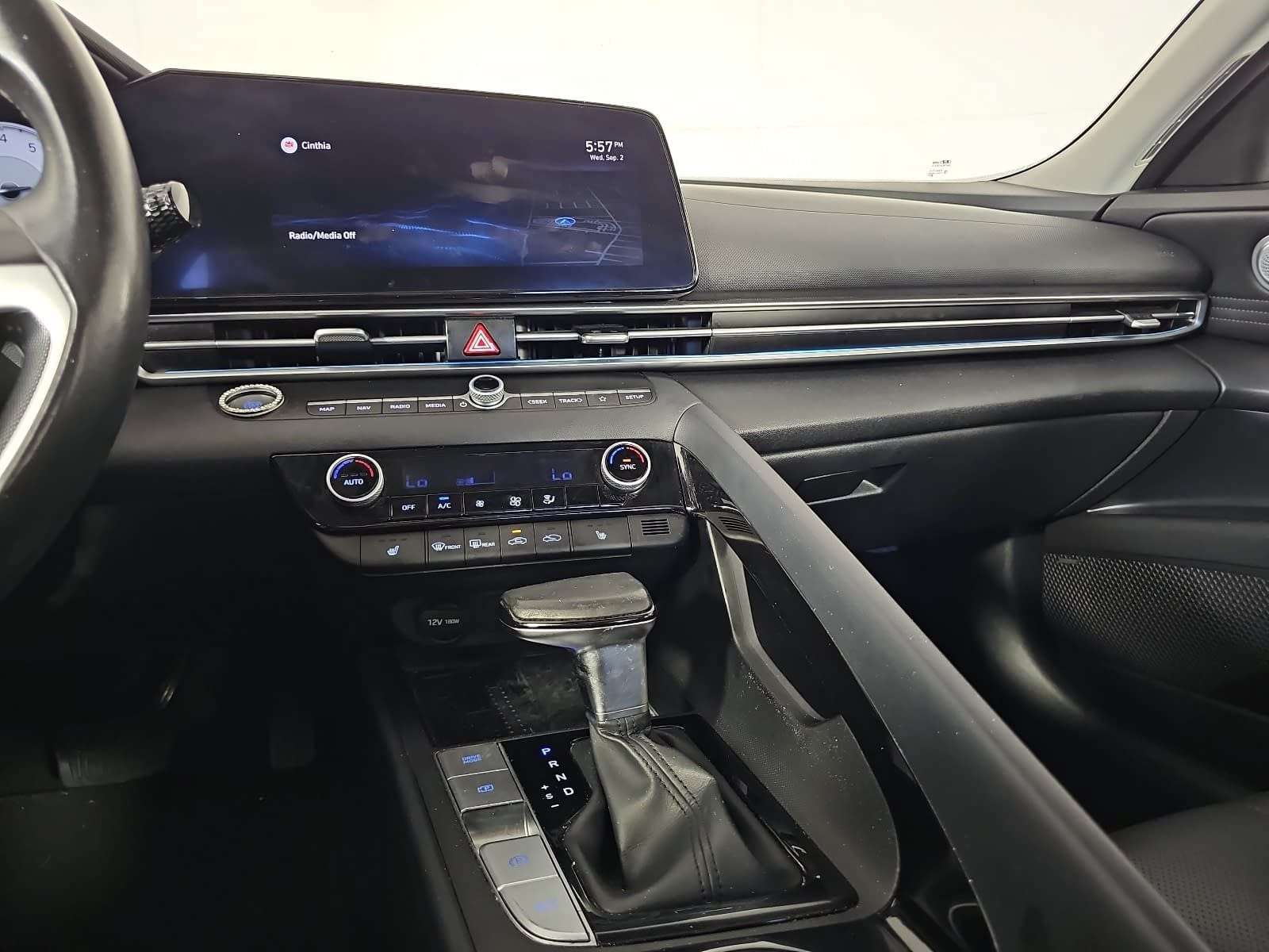 2022 Hyundai Elantra Limited
