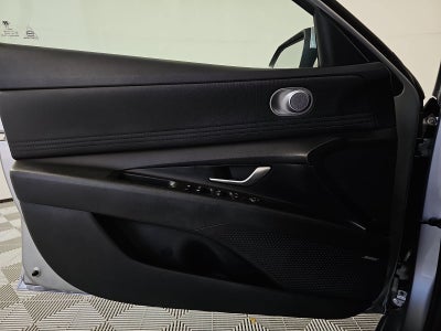2022 Hyundai Elantra Limited