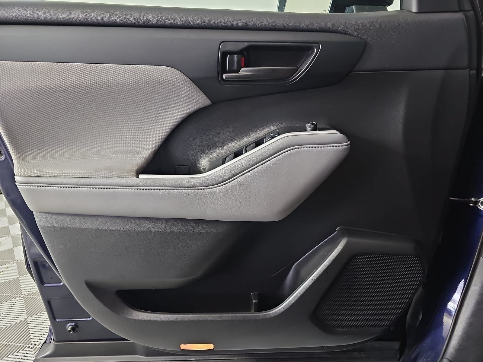 2021 Toyota Highlander L