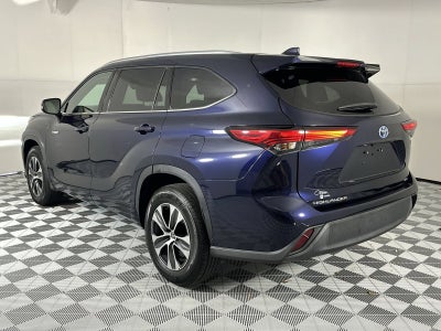 2021 Toyota Highlander Hybrid XLE