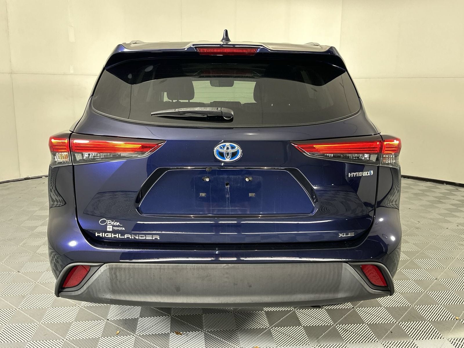2021 Toyota Highlander Hybrid XLE