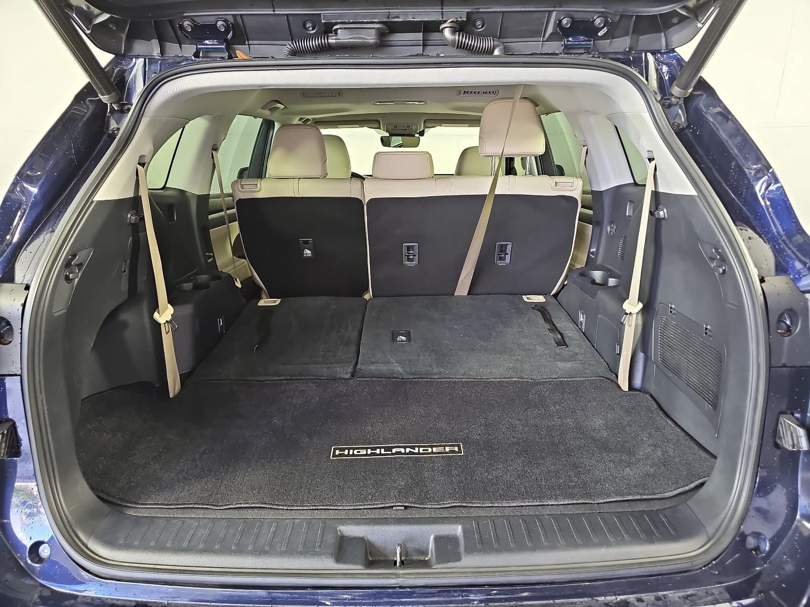 2020 Toyota Highlander Hybrid XLE