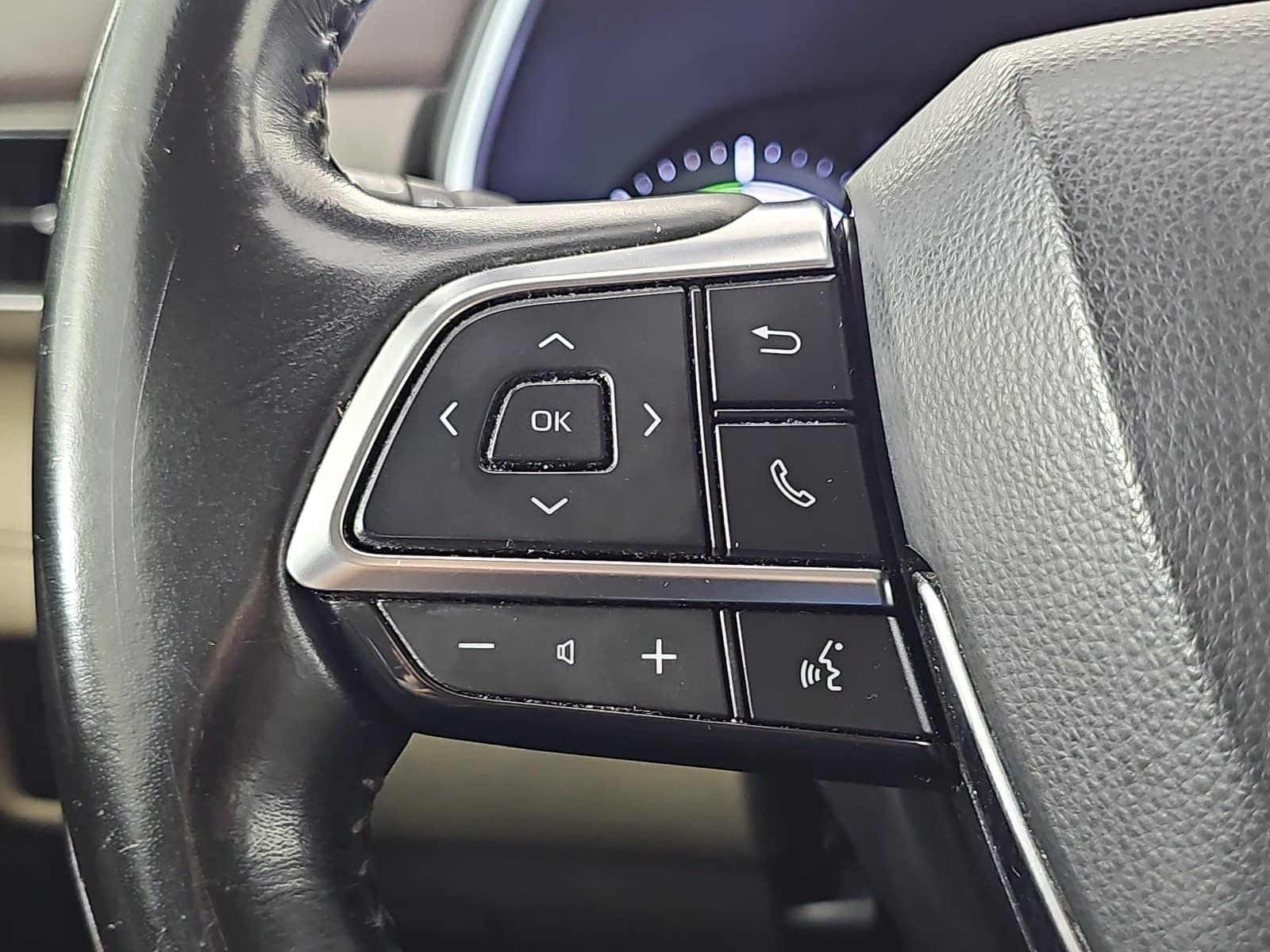 2020 Toyota Highlander Hybrid XLE
