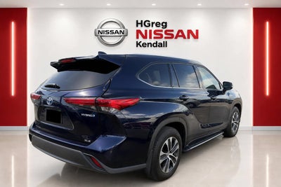 2020 Toyota Highlander Hybrid XLE