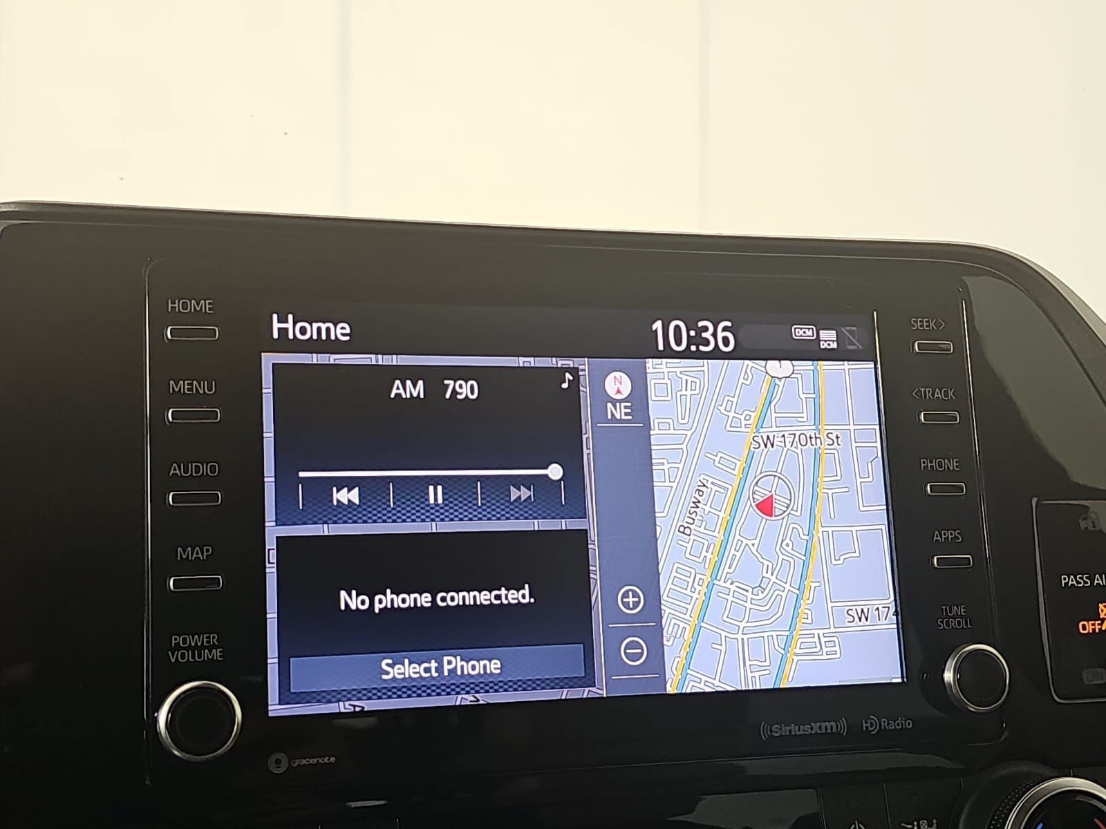 2020 Toyota Highlander Hybrid XLE