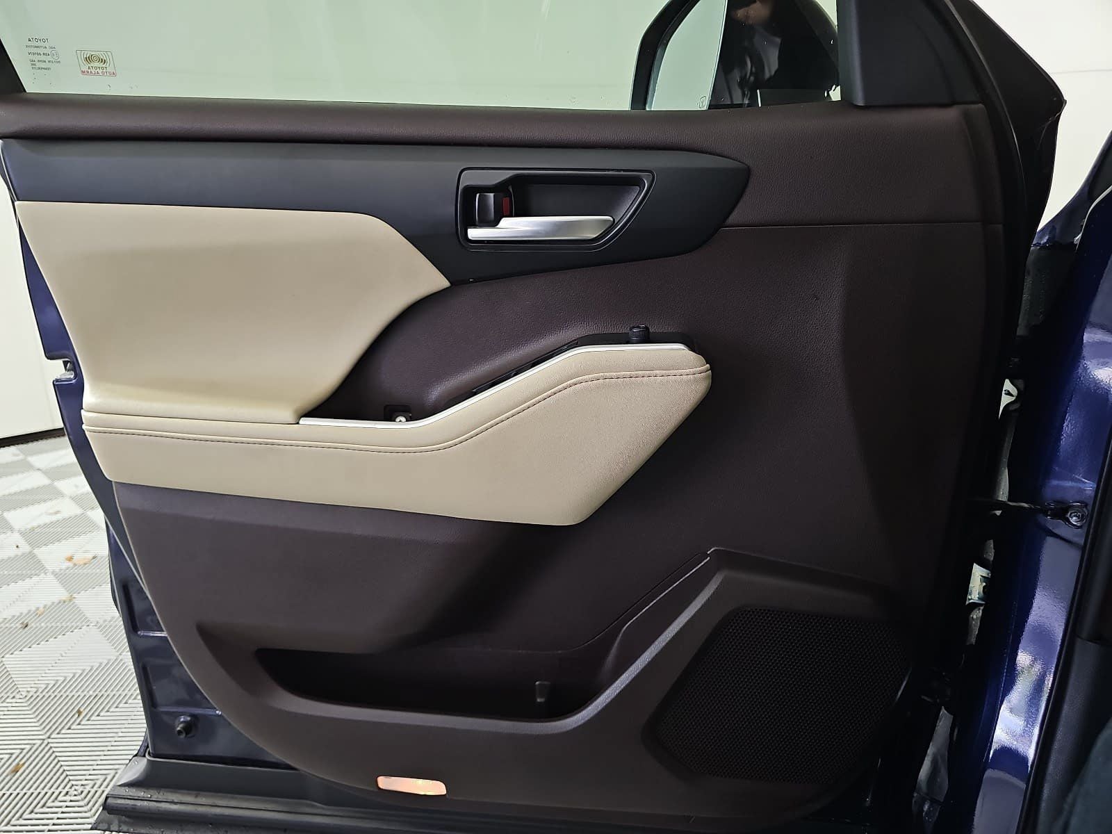 2020 Toyota Highlander Hybrid XLE