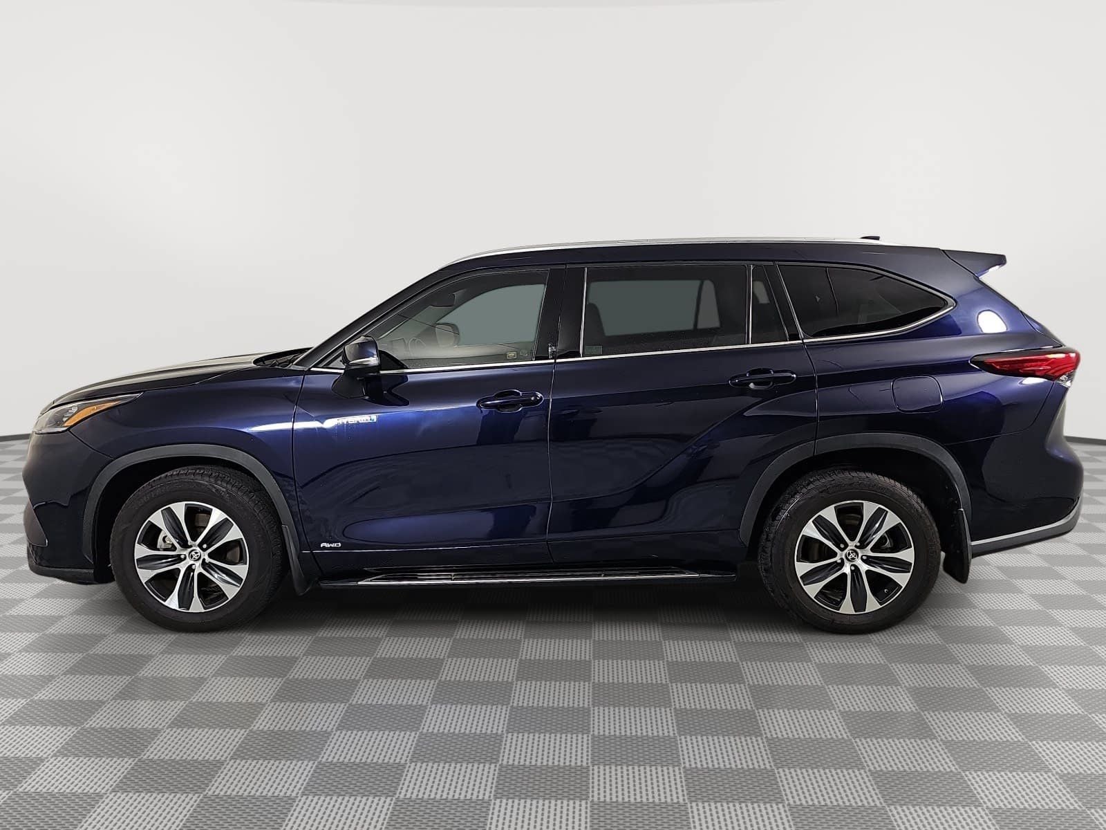 2020 Toyota Highlander Hybrid XLE