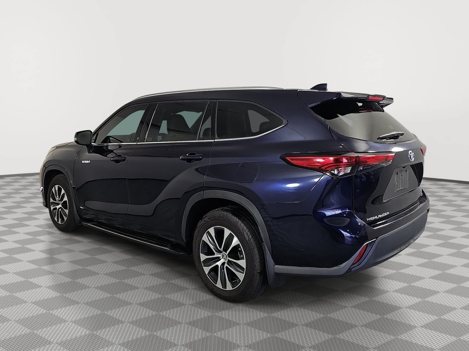 2020 Toyota Highlander Hybrid XLE