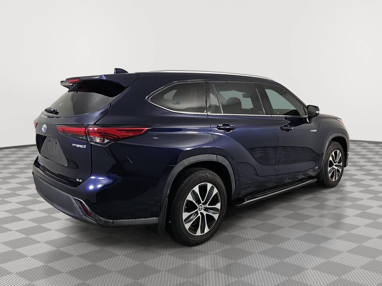 2020 Toyota Highlander Hybrid XLE