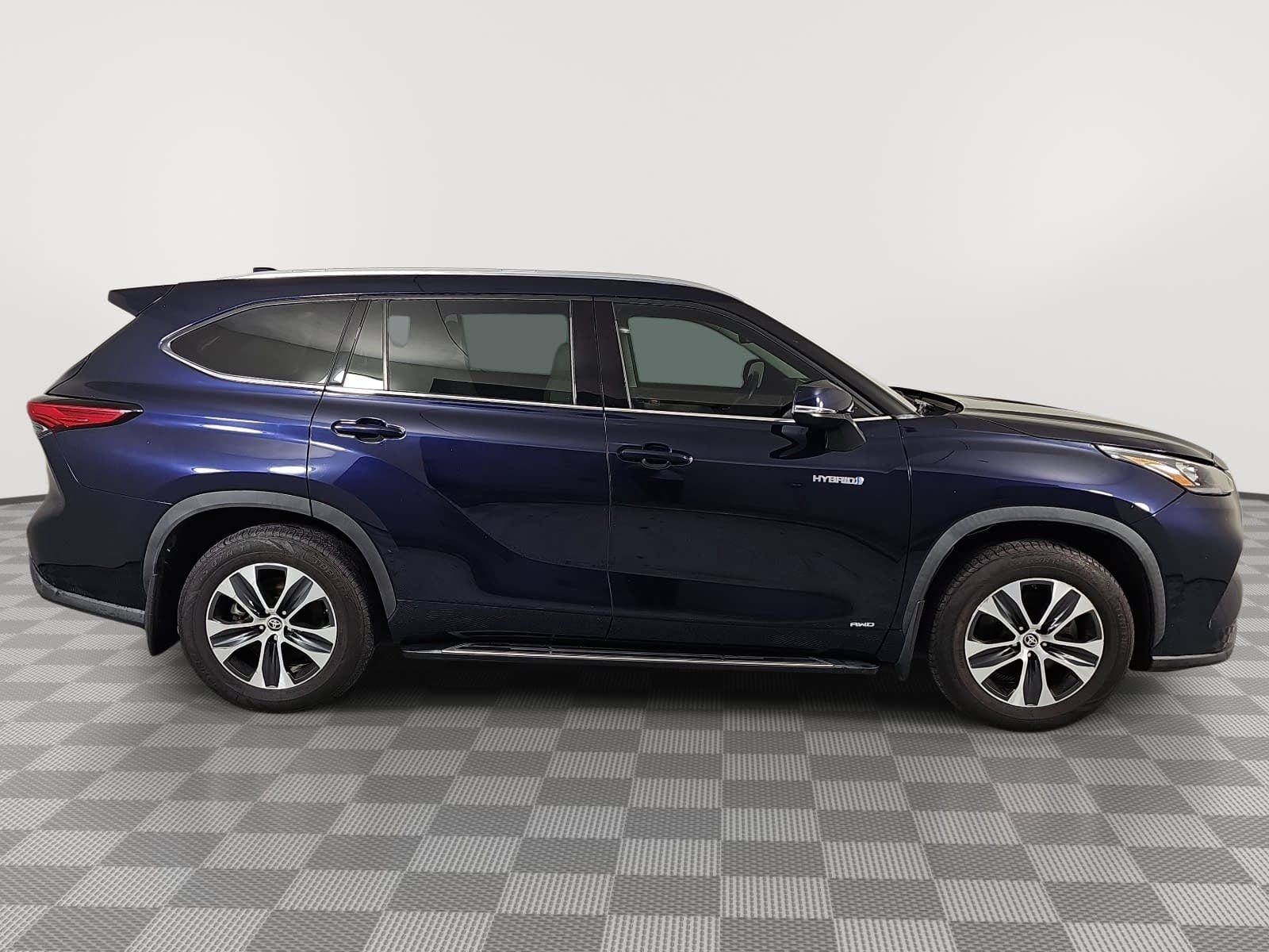 2020 Toyota Highlander Hybrid XLE