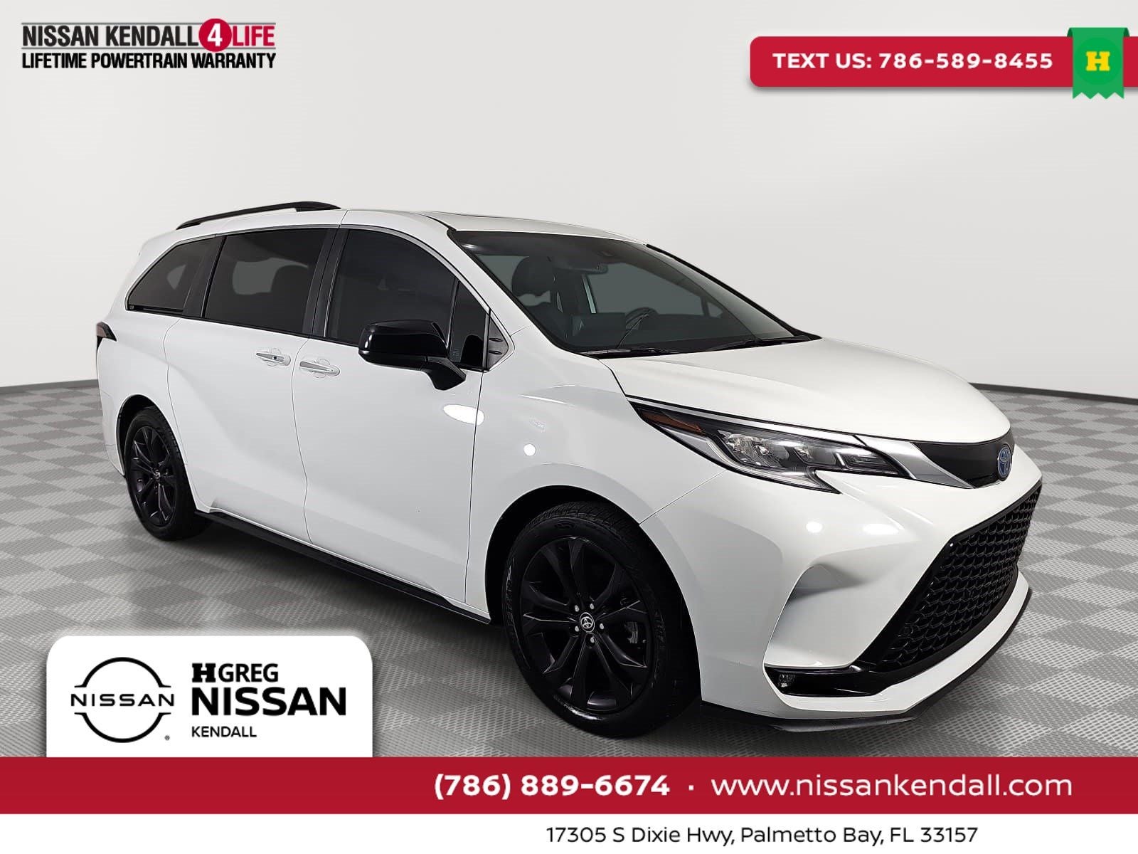 2022 Toyota Sienna XSE 7 Passenger