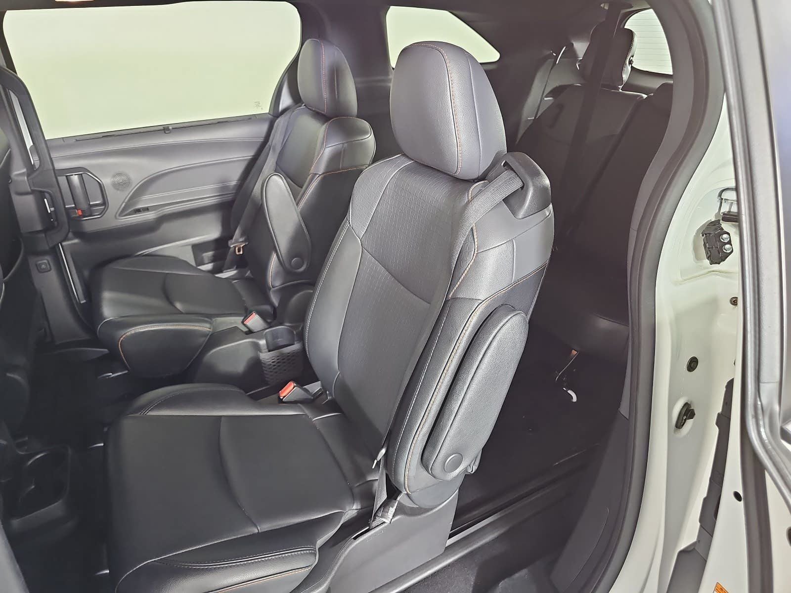 2022 Toyota Sienna XSE 7 Passenger