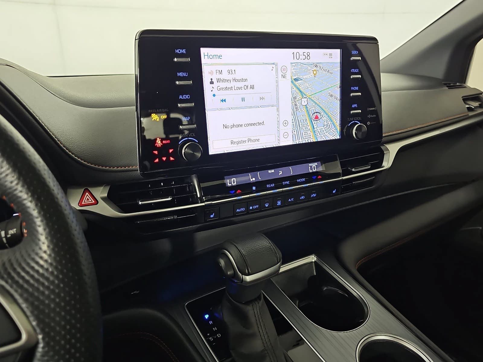 2022 Toyota Sienna XSE 7 Passenger