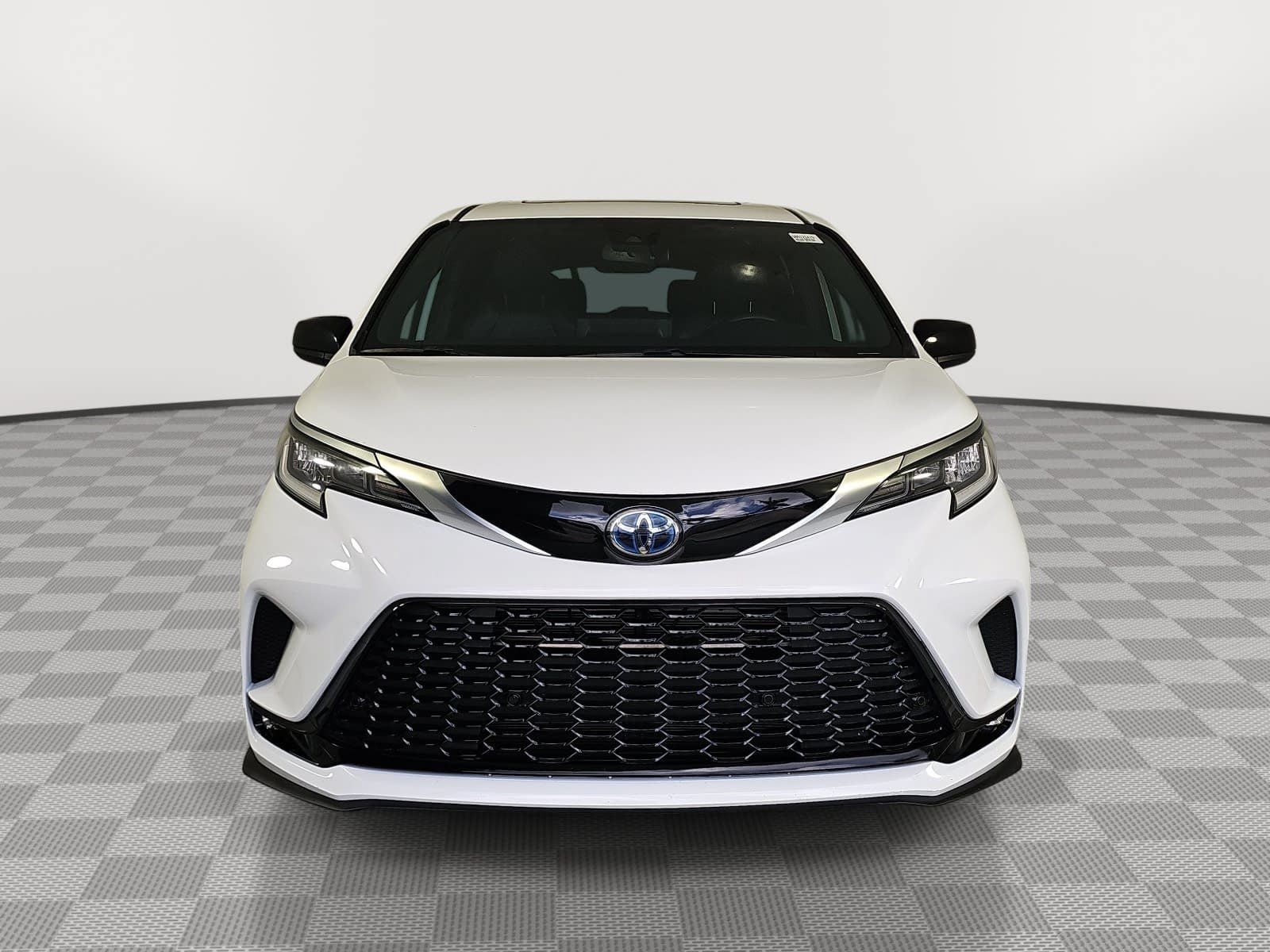 2022 Toyota Sienna XSE 7 Passenger