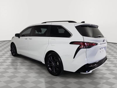 2022 Toyota Sienna XSE 7 Passenger