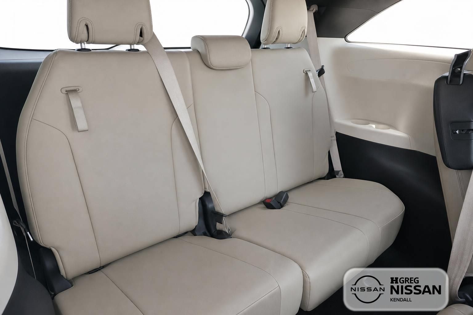 2022 Toyota Sienna XLE 8 Passenger