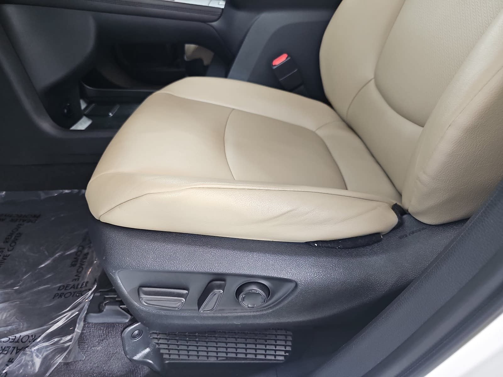 2022 Toyota Sienna XLE 8 Passenger