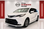 2022 Toyota Sienna XLE 8 Passenger