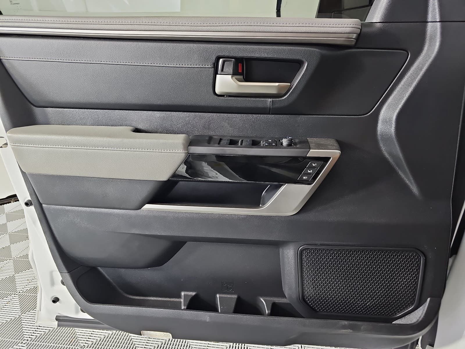2023 Toyota Tundra Hybrid Limited