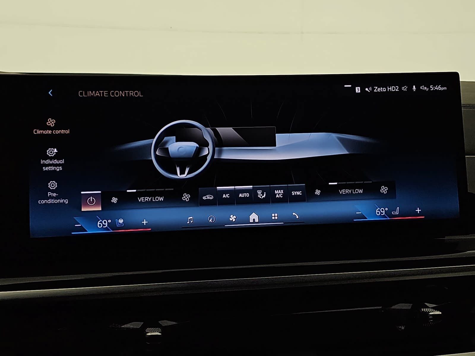 2025 BMW X5 sDrive40i M Sport