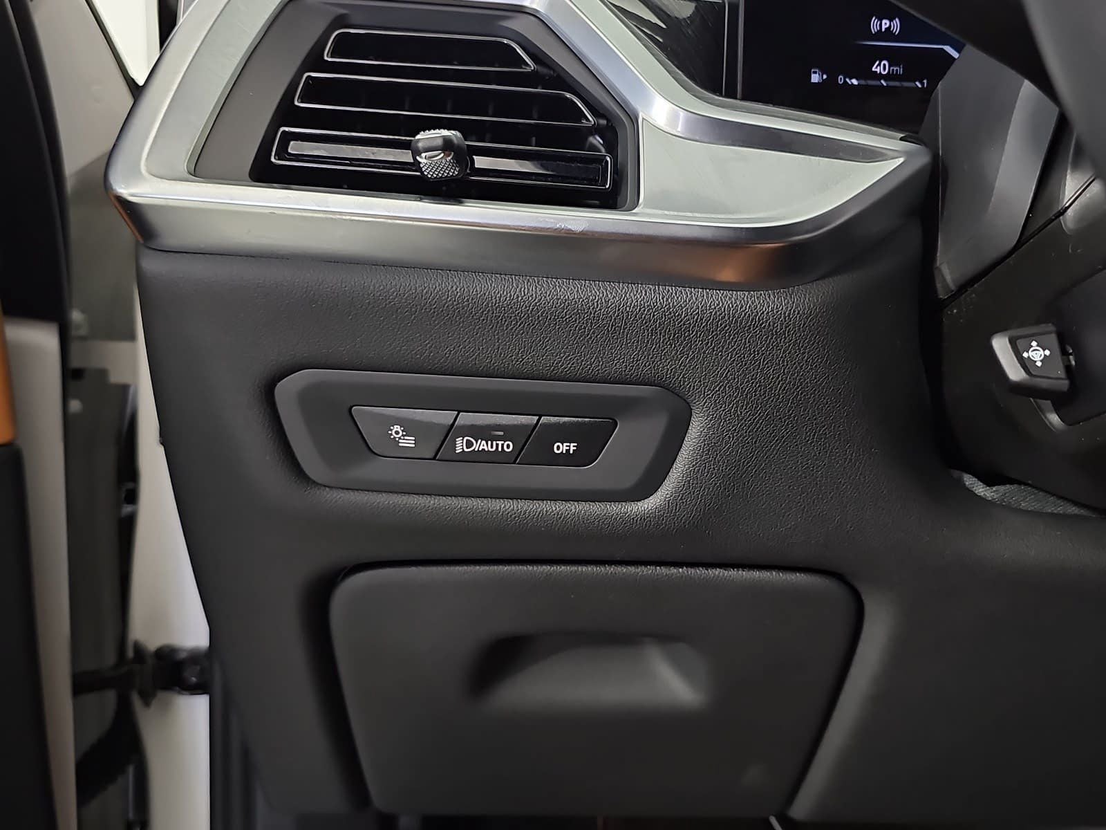 2025 BMW X5 sDrive40i M Sport