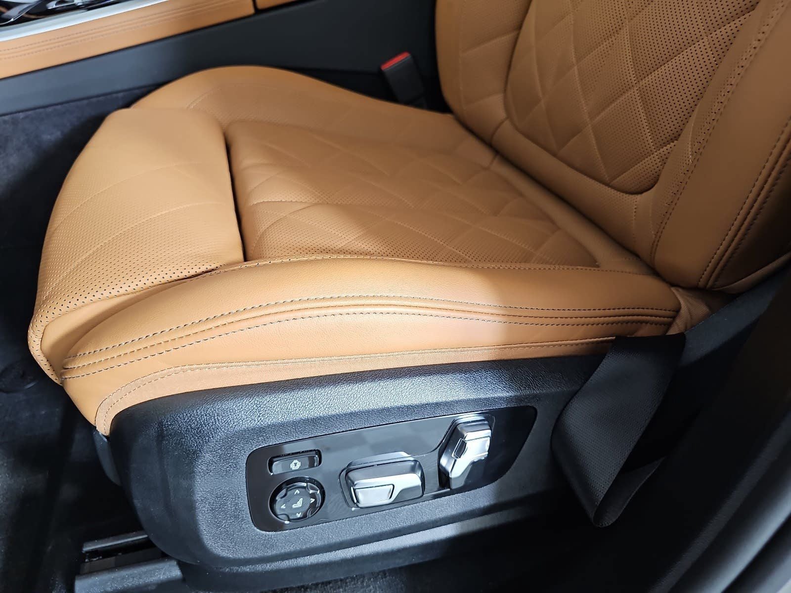 2025 BMW X5 sDrive40i M Sport