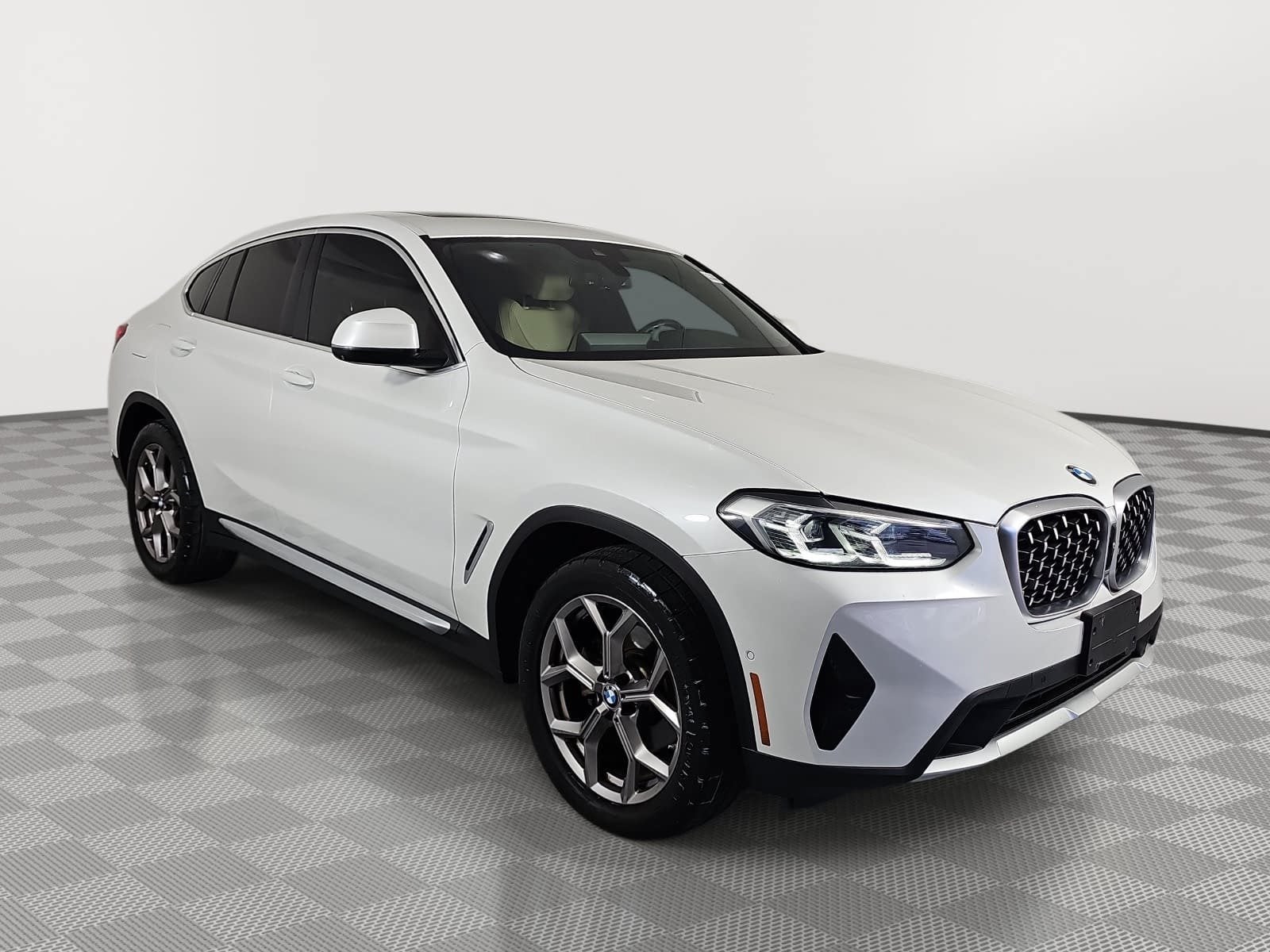 2022 BMW X4 xDrive30i