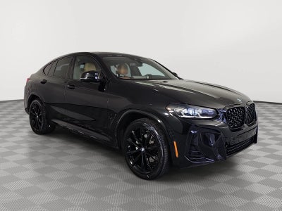 2025 BMW X4 xDrive30i