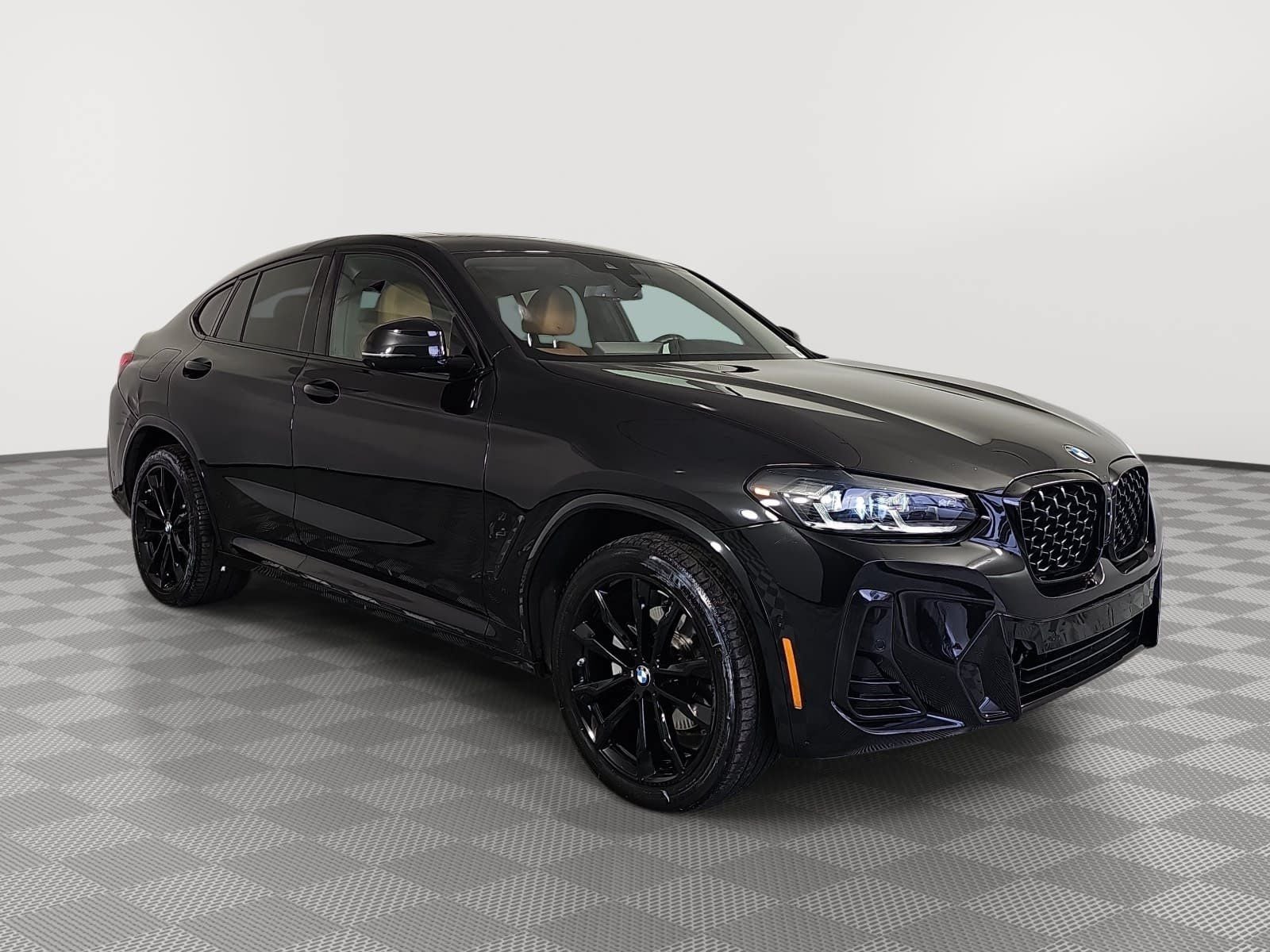 2025 BMW X4 xDrive30i