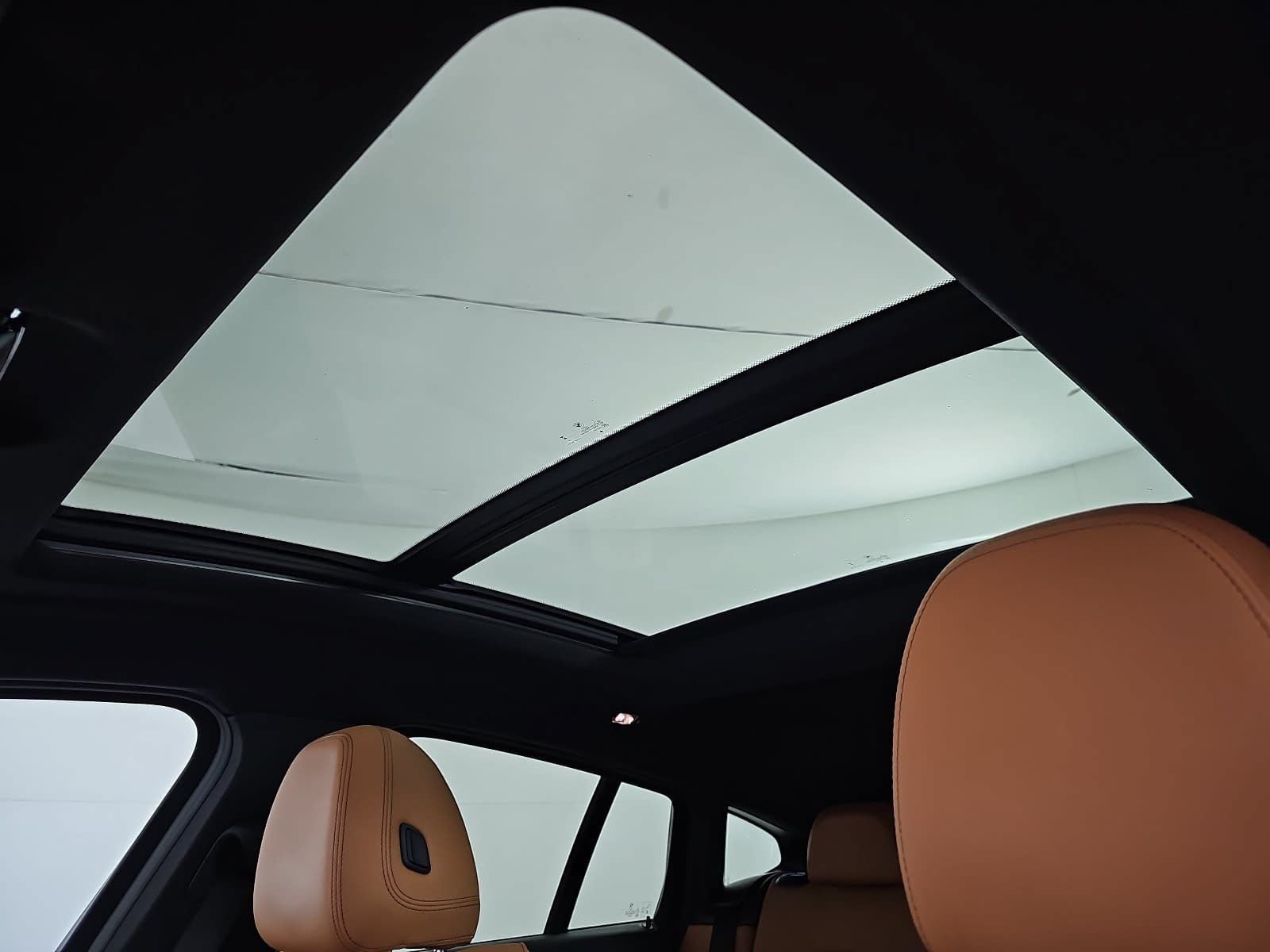2025 BMW X4 xDrive30i