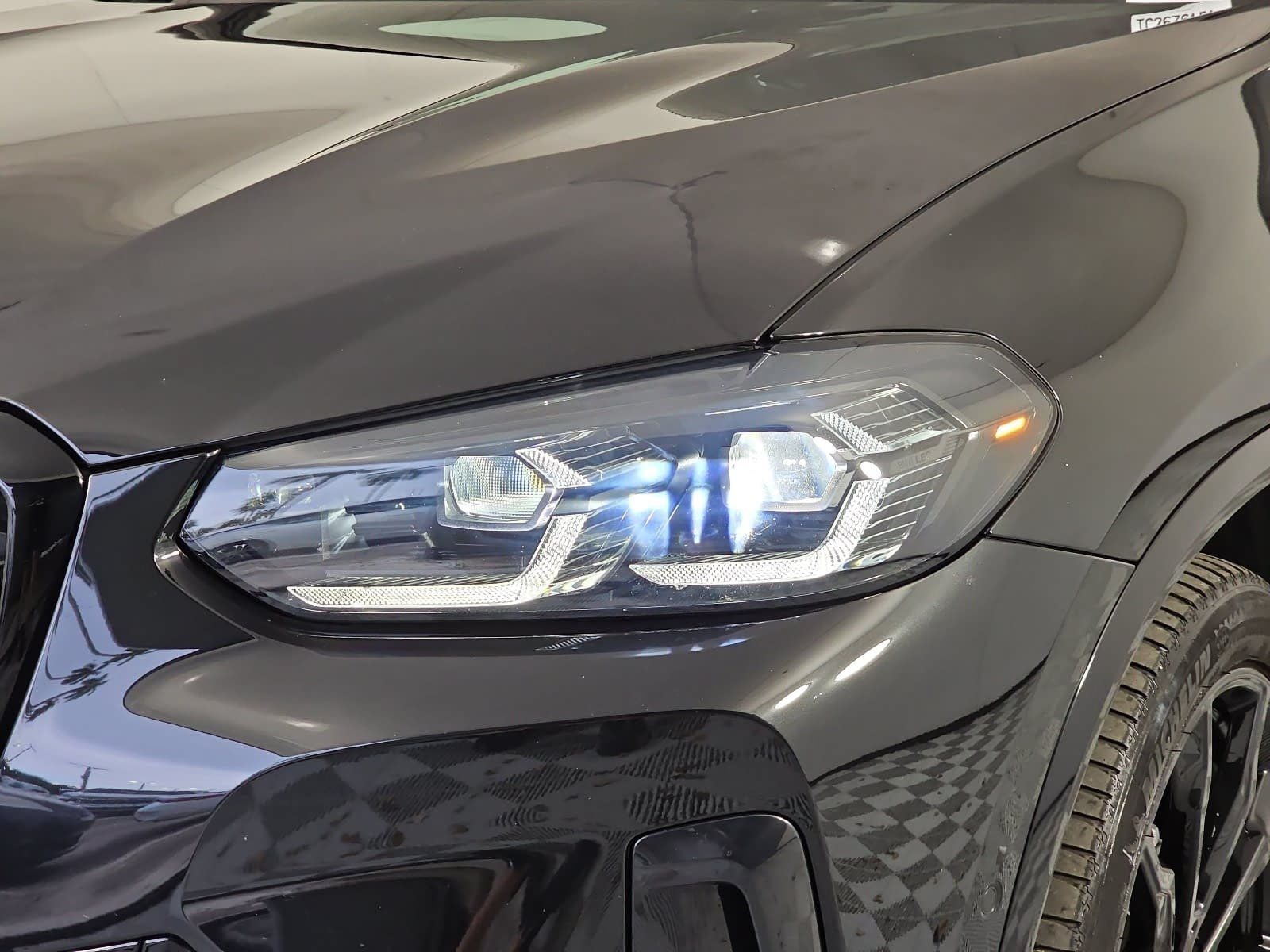 2025 BMW X4 xDrive30i