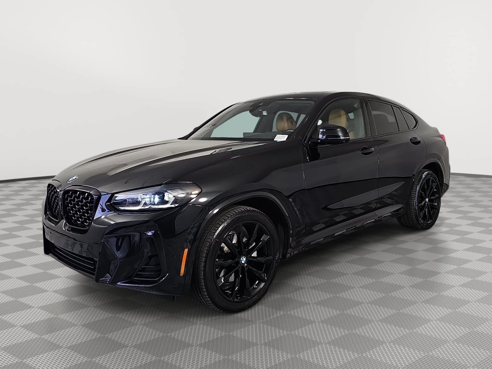 2025 BMW X4 xDrive30i