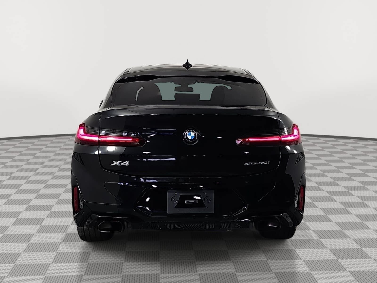 2025 BMW X4 xDrive30i