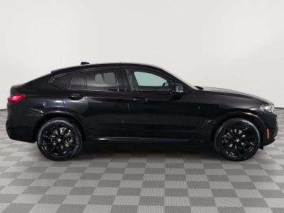 2025 BMW X4 xDrive30i