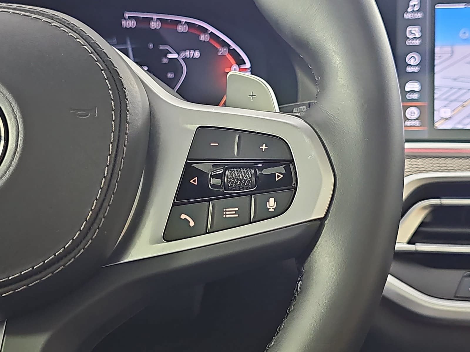 2022 BMW X5 sDrive40i M Sport
