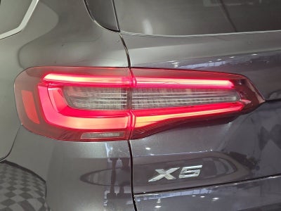 2023 BMW X5 sDrive40i